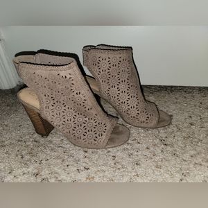 LC Lauren Conrad heels